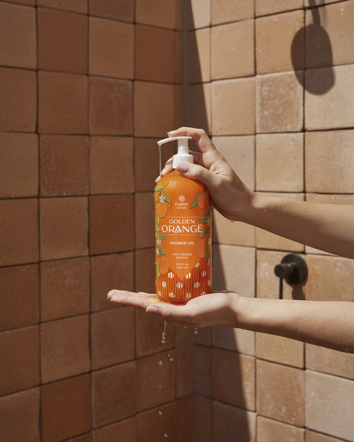 pardo-spain-golden-orange-shower-gel